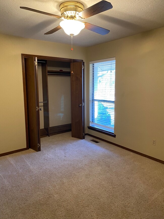 Building Photo - 2504 Tredington Way