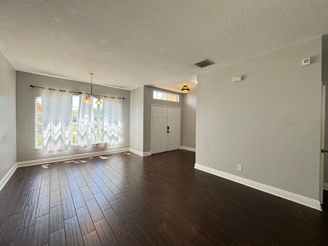 Foto del edificio - Available Now! Welcome to your new home in...