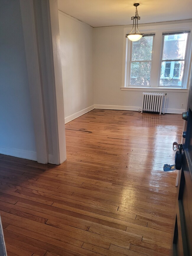 Photo - 1611 Hampton Blvd Apartment