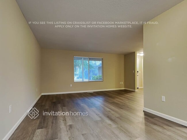 Foto del edificio - 1214 Mary Lou St SE