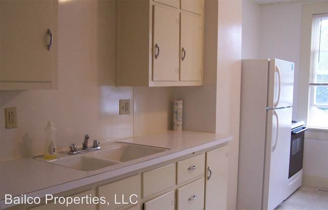 Foto del edificio - 205 E Main St