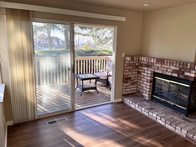 Foto del edificio - 310 Blanchard Ln