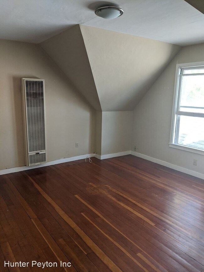 Foto del edificio - 2122 Buena Vista Ave