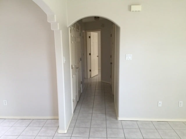 Building Photo - 2303 Moonlight Ln
