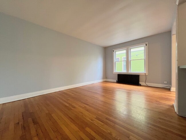 Building Photo - 234 Crescent Ave