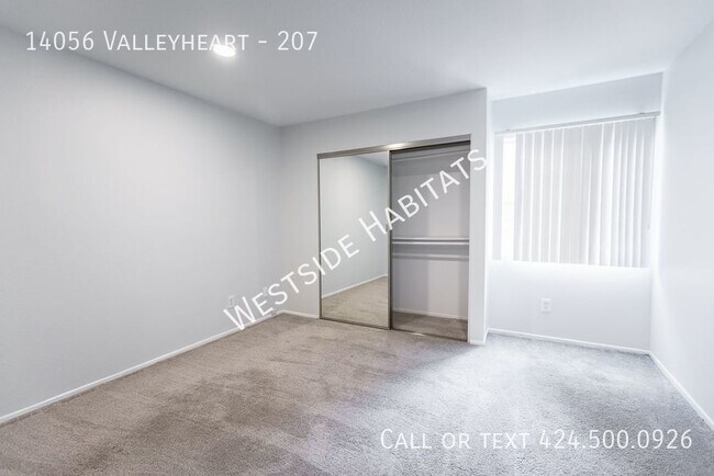 Foto del edificio - 14056 Valleyheart Dr