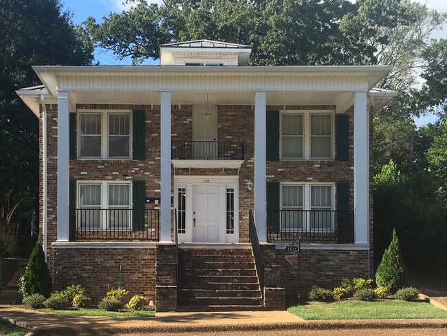 Building Photo - 120 Circular Rd