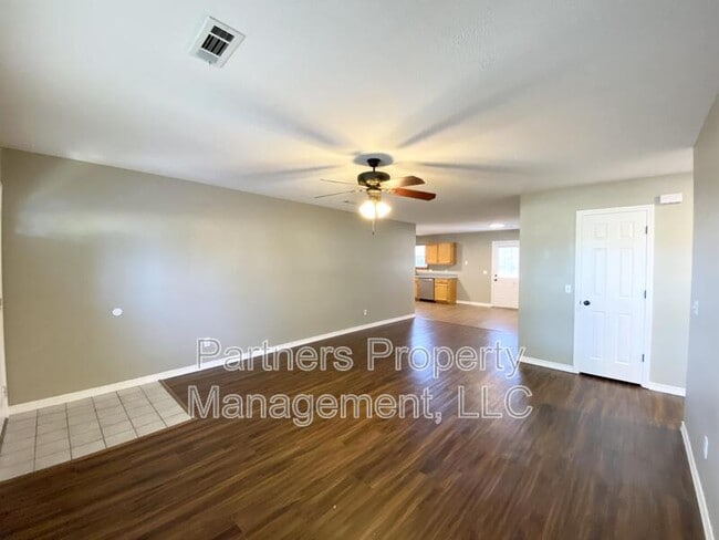 Photo - 831 N 54th Ave Apartment
