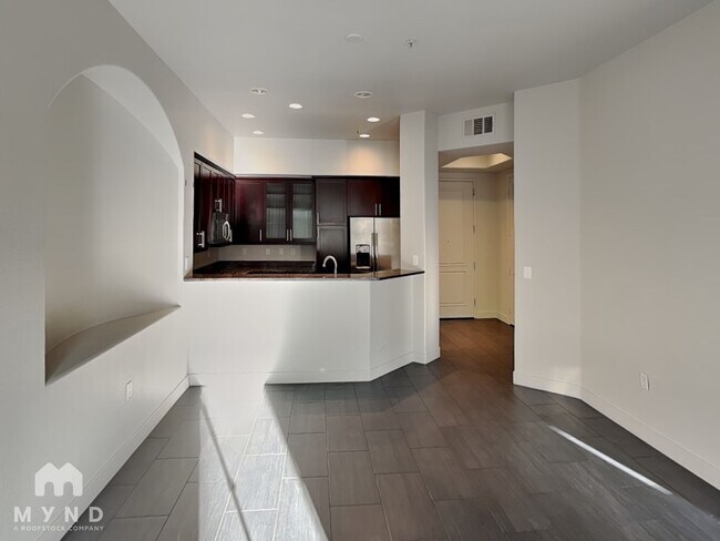 Foto del edificio - 68 E Serene Ave