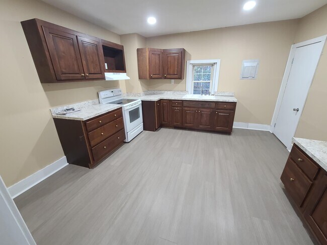 Foto del edificio - 319.5 Cornishville St