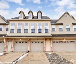 Building Photo - 4902 Paladin Dr