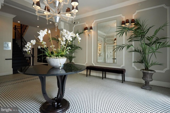 Foto del edificio - 1020 Monroe St NW