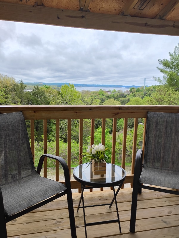 Building Photo - 2040 Indian Point Rd