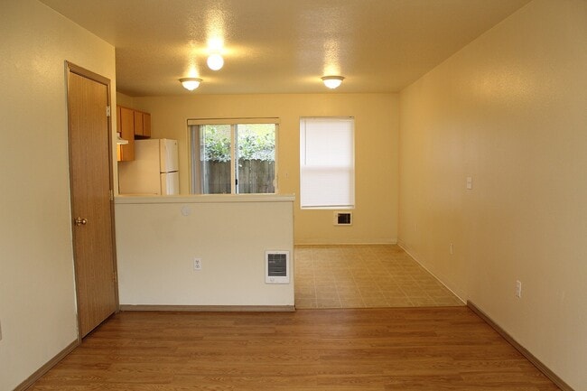 Building Photo - 3548 SE 119th Ave