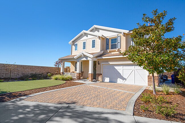 Foto del edificio - 3524 Lone Pine Ln