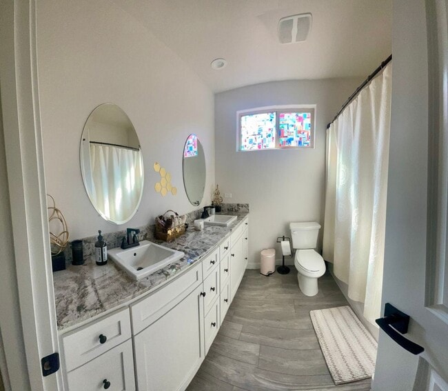 Foto del edificio - 10006 Blountsville Dr