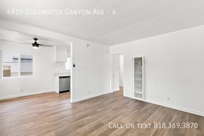 Foto del edificio - 4919 Coldwater Canyon Ave