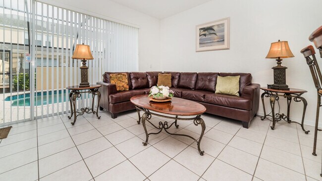 Foto del edificio - 7652 Otterspool St