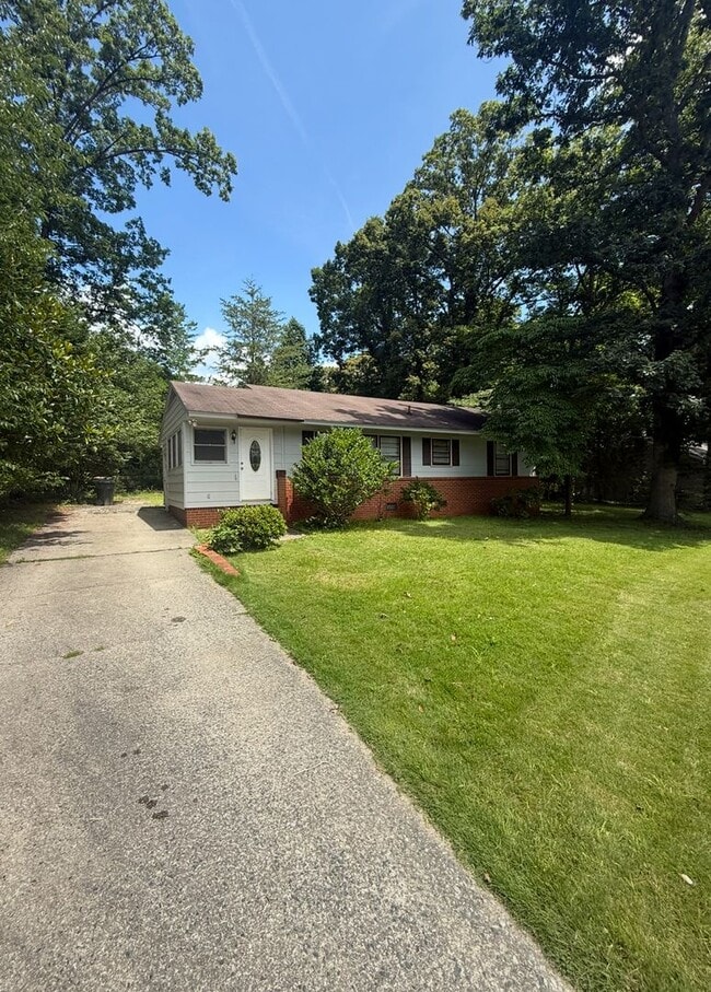 Building Photo - 3514 Normandy Rd