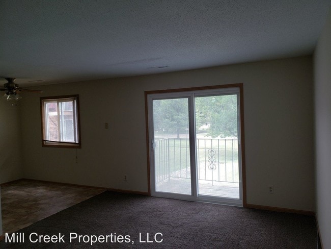 Building Photo - 2778-2778 Willow Dr