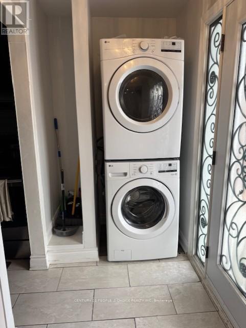 Photo du bâtiment - 73 Mallard Crescent