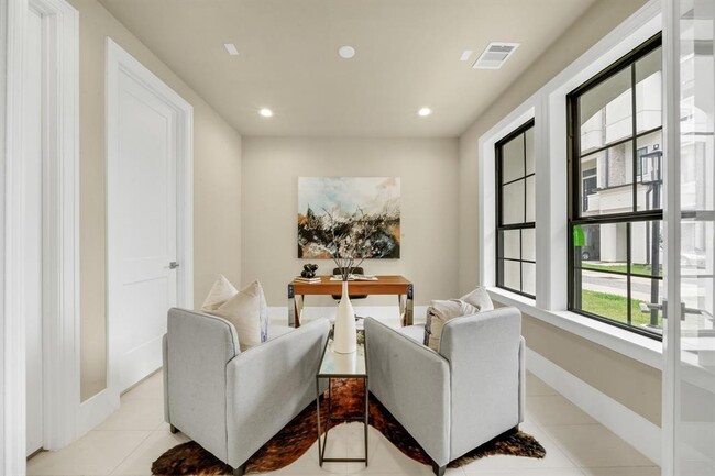 Foto del edificio - 2122 Blalock Rd