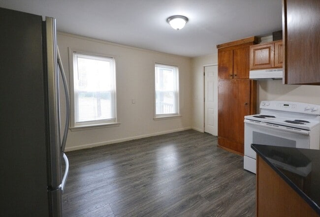 Foto del edificio - 143 Arlington St