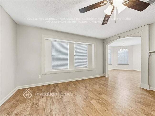 Building Photo - 5201 Waltham Ct