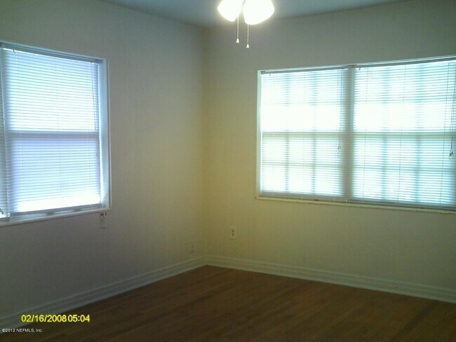 Building Photo - 2136 College St