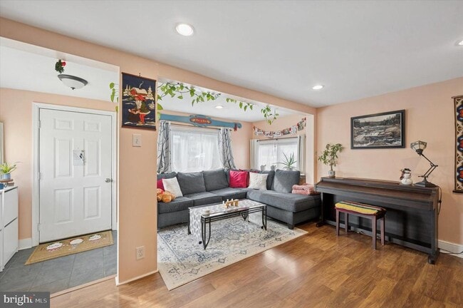 Foto del edificio - 407 Emerald St