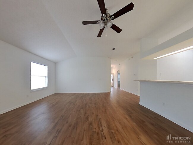 Building Photo - 12750 Guernsey St