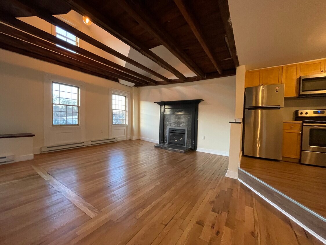Living Room - 3 Boswell Ave