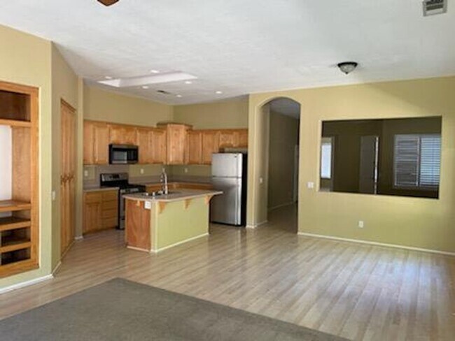 Building Photo - Beautiful Single Level Home in Paseo del Sol with 3 Bedrooms and Office/Den