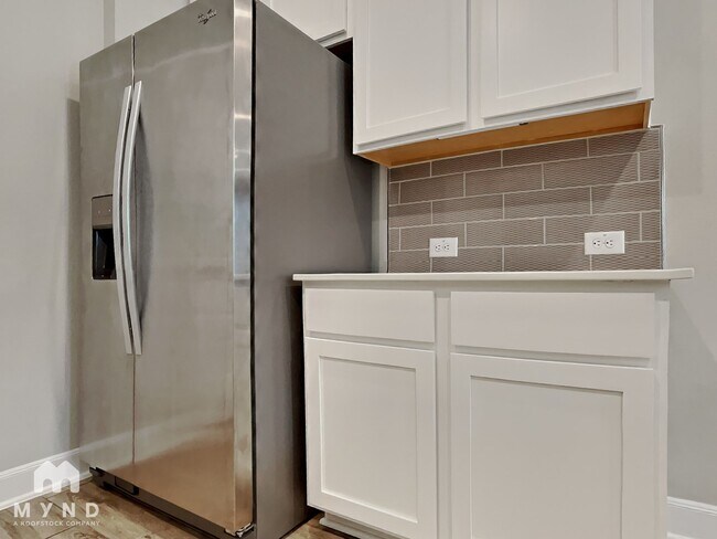 Foto del edificio - 10210 Alder Ridge Dr