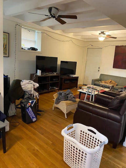 Foto del edificio - 842 E 4th St