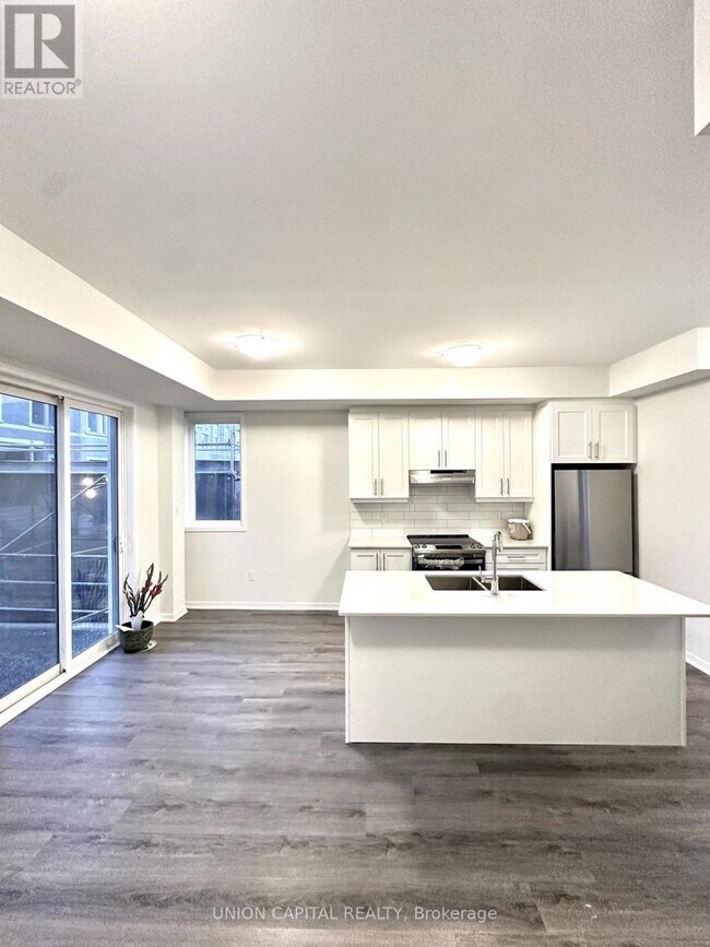 Photo du bâtiment - 31 Mable Smith Wy