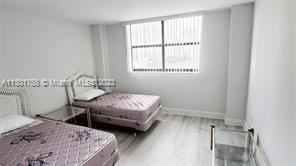 Building Photo - 3 br, 2 bath Condo - Winston Towers