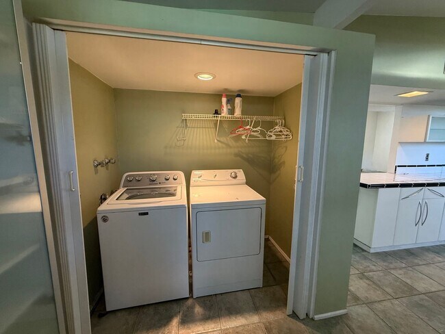 Foto del edificio - High Desert Retreat- 3 Bedrooms, 2 Bathroo...