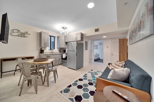 Photo - Shenadoah 2166 Apartment