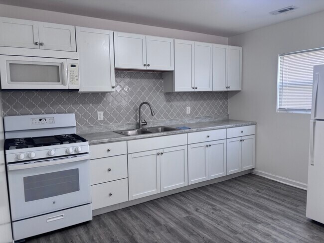 Foto del edificio - CROSS PROPERTIES