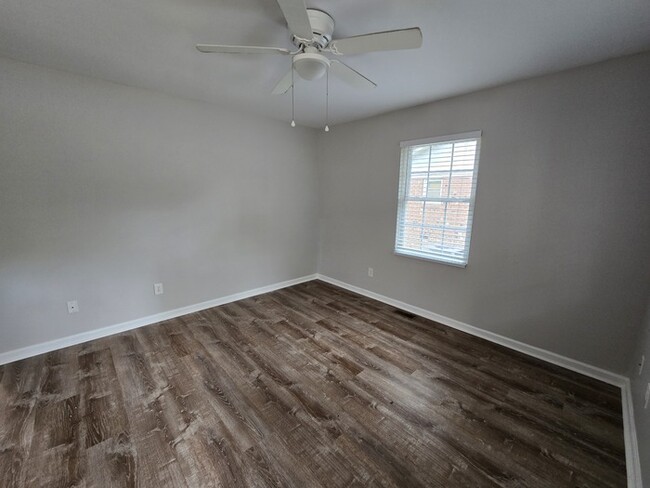 Building Photo - Available Now! Great Durham location newly...