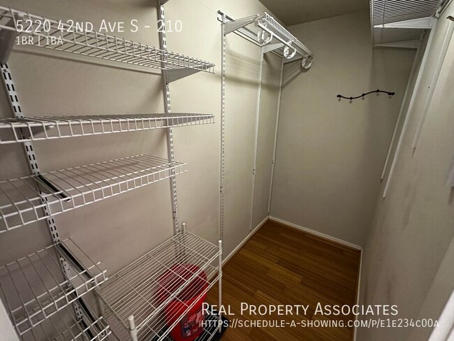 Foto del edificio - 5220 42nd Ave S