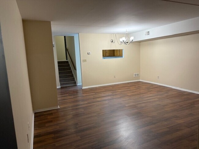 Foto del edificio - 604 Stony Way