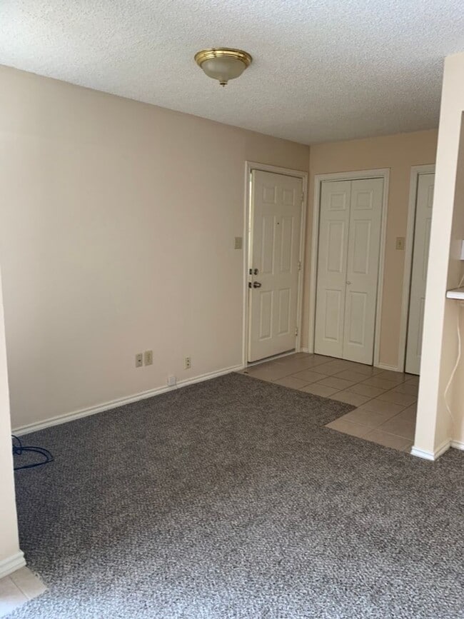 Photo - AM-WALNUT Apartment