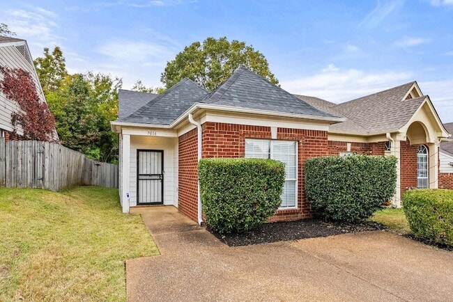 Photo - 7016 S Estacada Way House