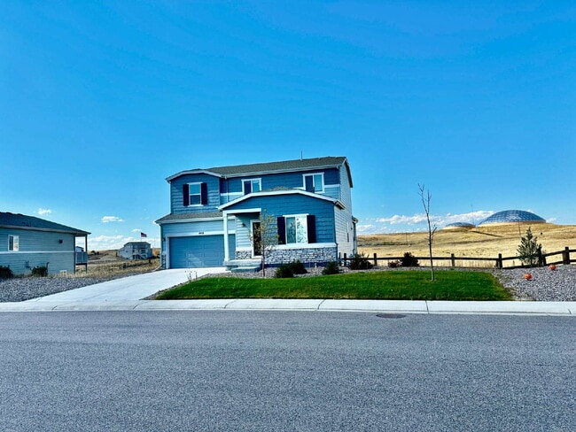 Building Photo - "Experience Spacious Living: 5-Bed, 3-Bath Home in Elizabeth!"