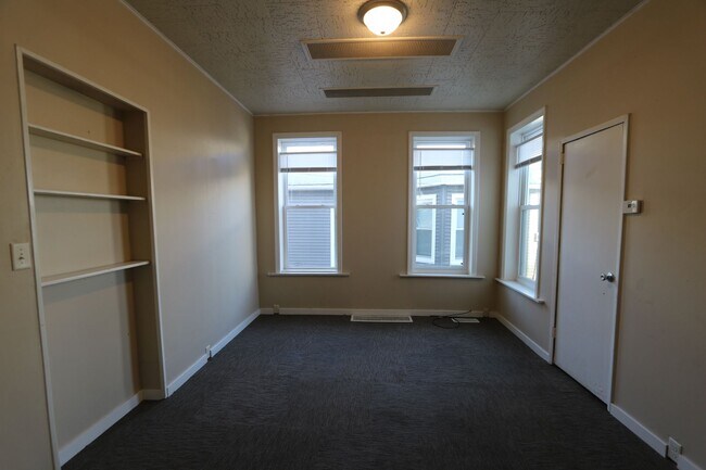 Foto del edificio - 539, 539 1/2 S 8th St, Burlington, IA 52601