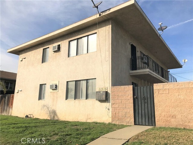 Primary Photo - 5154 Canoga St