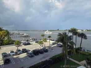 Building Photo - 2800 N Flagler Dr