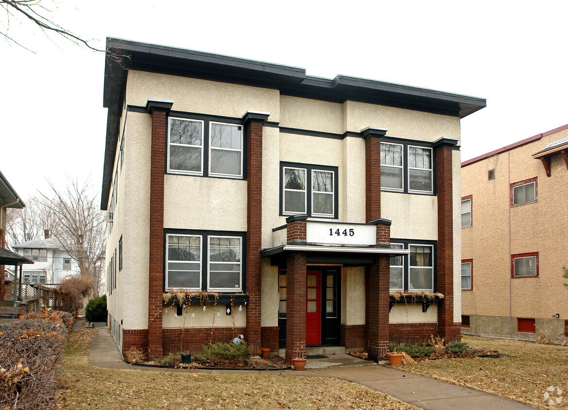 Primary Photo - 1445 Ashland Ave